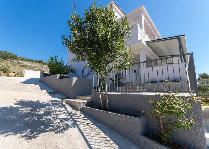 Διαμέρισμα Ivan *