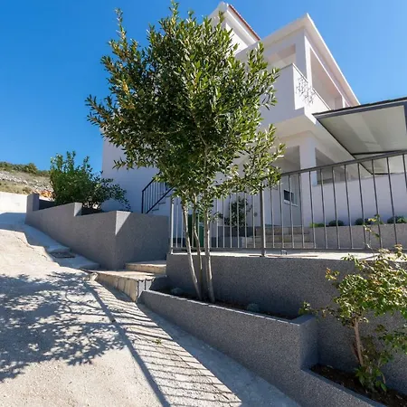 Διαμέρισμα Ivan *