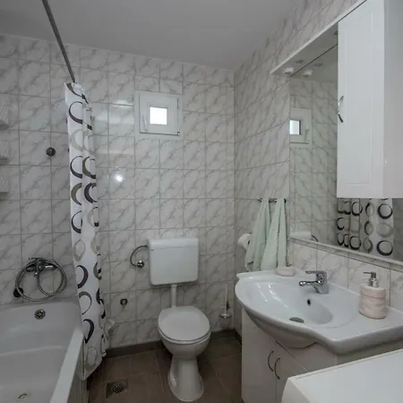 Ivan * Τρογκίρ