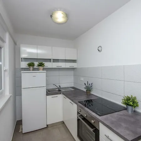 Διαμέρισμα Ivan Τρογκίρ